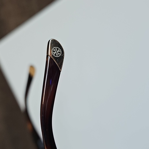 Tory Burch - Sunglasses & Case main image 12